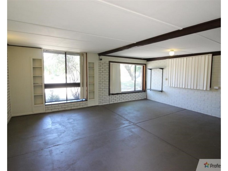 34 Maher Street, Tolland NSW 2650