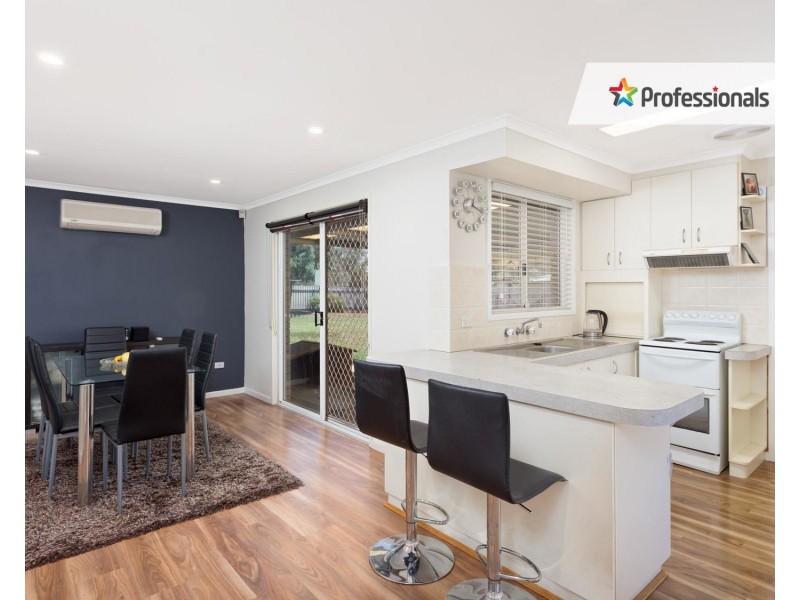 14 Naretha Street, Glenfield Park NSW 2650