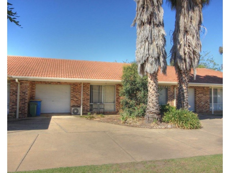 2/19 Incarnie Crescent, Wagga Wagga NSW 2650