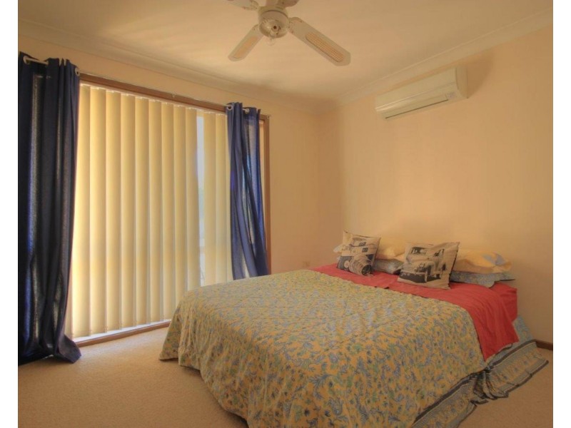 2/19 Incarnie Crescent, Wagga Wagga NSW 2650