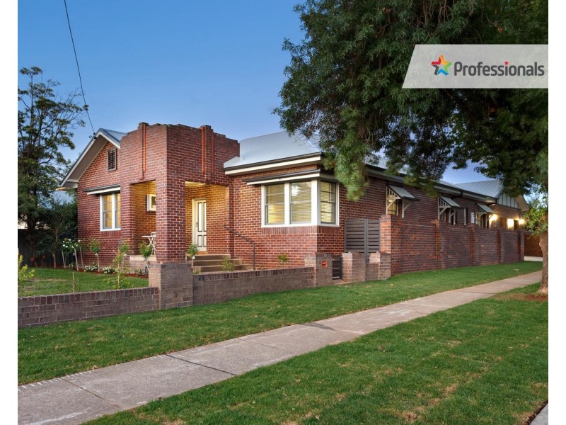 27 Dobbs Street, Wagga Wagga NSW 2650