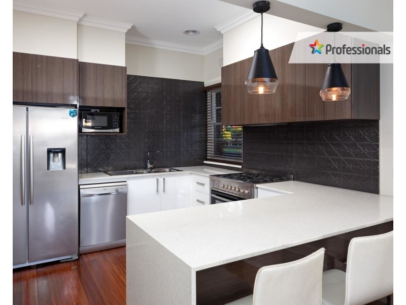 27 Dobbs Street, Wagga Wagga NSW 2650