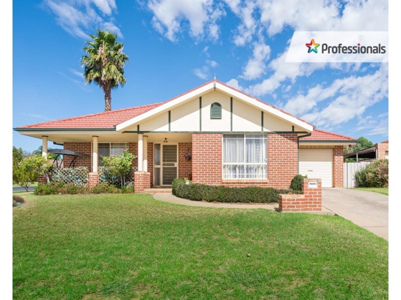 1/1 Gidgee Place, Glenfield Park NSW 2650