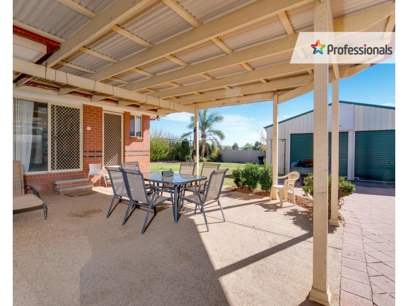 5 Nunkeri Street, Glenfield Park NSW 2650