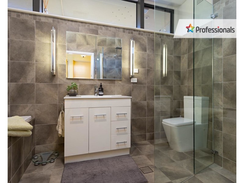 25 Athol Street, Turvey Park NSW 2650