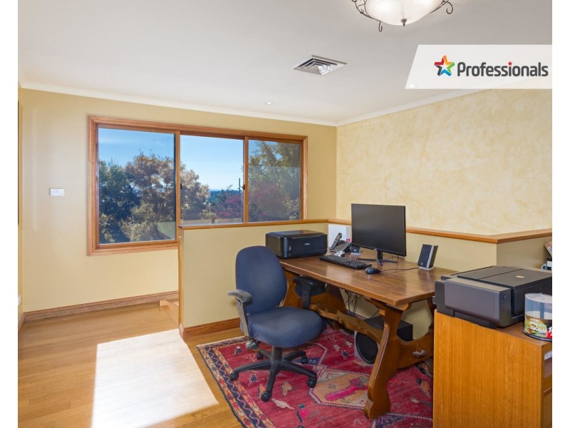 25 Athol Street, Turvey Park NSW 2650