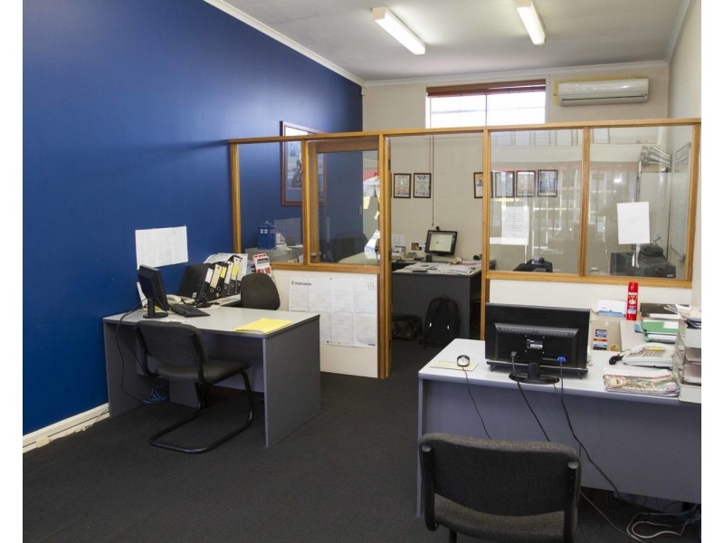 668 The Entrance Road, Wamberal NSW 2260