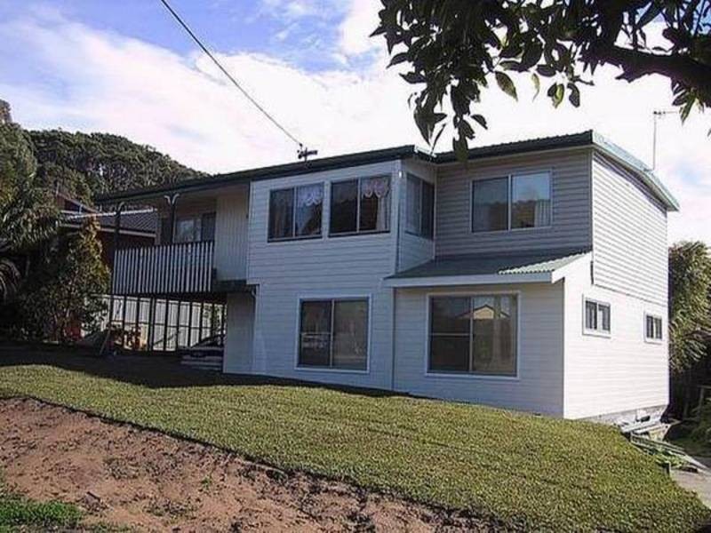 8 Barooga Road, Wamberal NSW 2260