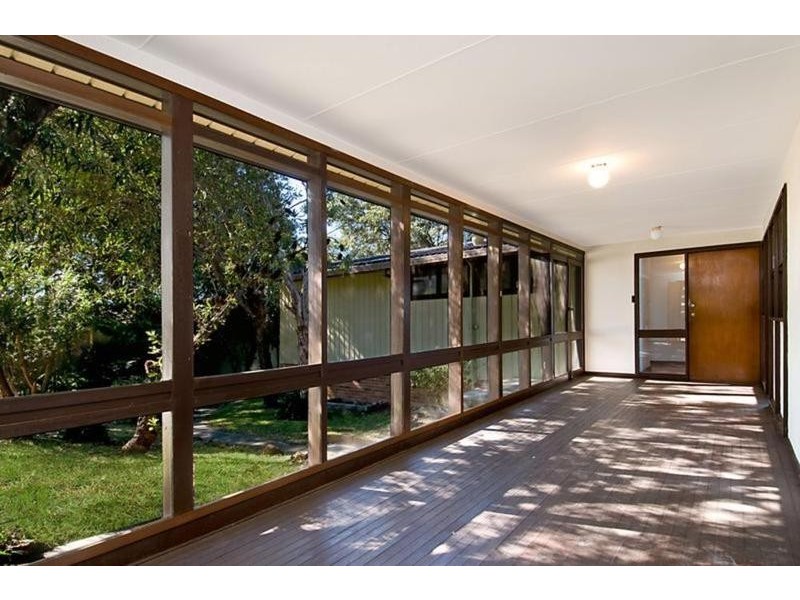 11 Clairvoux Road, Wamberal NSW 2260