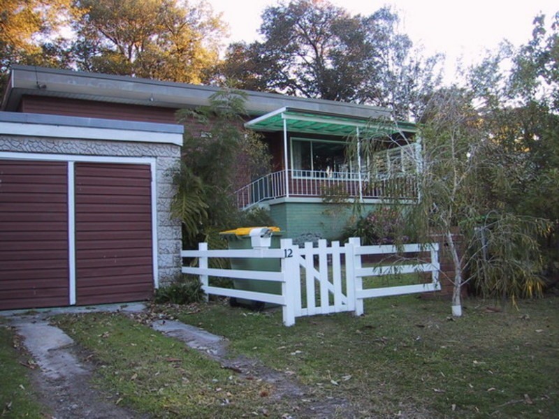 12 Grove Road, Wamberal NSW 2260