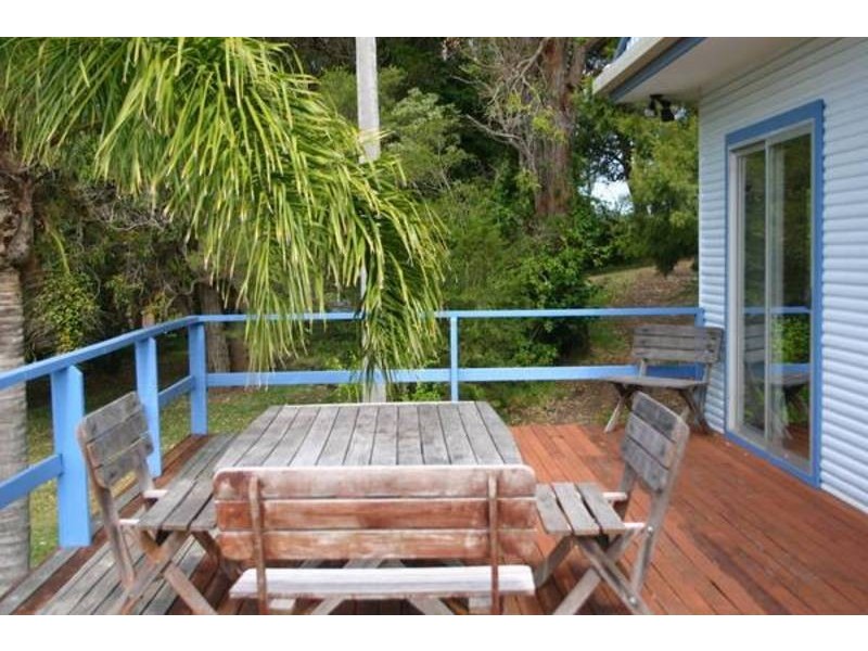 80 Hillside Road, Avoca Beach NSW 2251