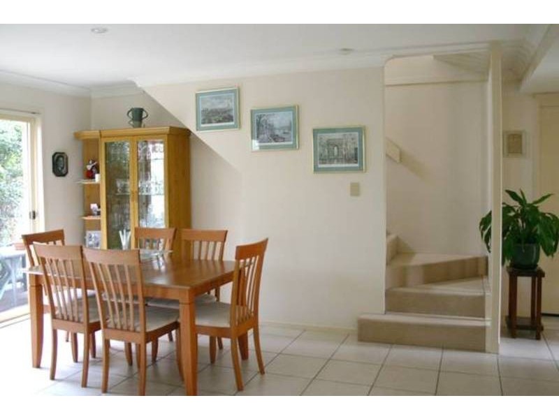 2/82 Ocean View Drive, Wamberal NSW 2260