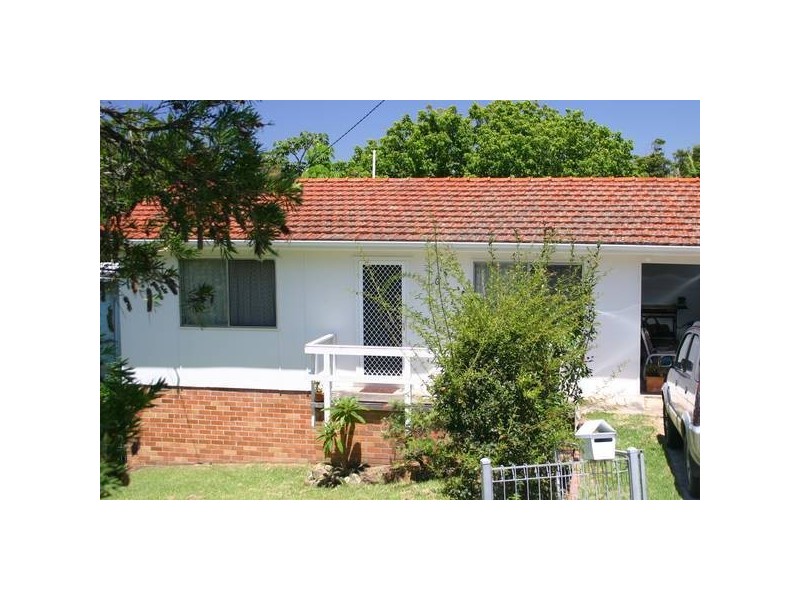 6 Seaview Avenue , Wamberal NSW 2260