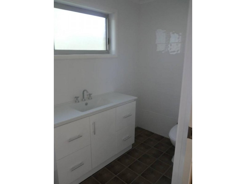 2/596 The Entrance Road, Wamberal NSW 2260