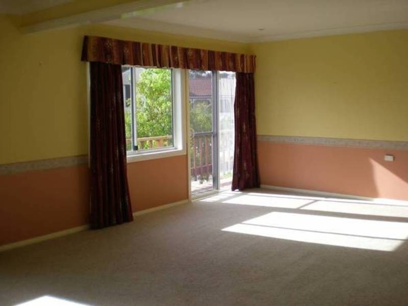 30 Joan Street, Forresters Beach NSW 2260