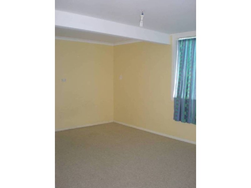 30 Joan Street, Forresters Beach NSW 2260