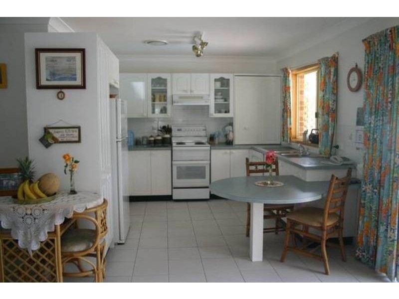 6 Braemar Drive, Wamberal NSW 2260