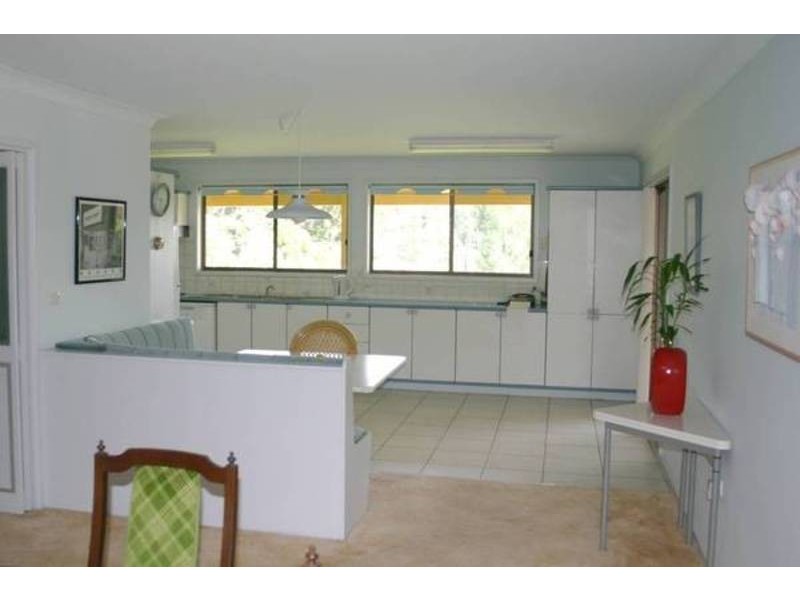 82 Tumbi Road, Wamberal NSW 2260