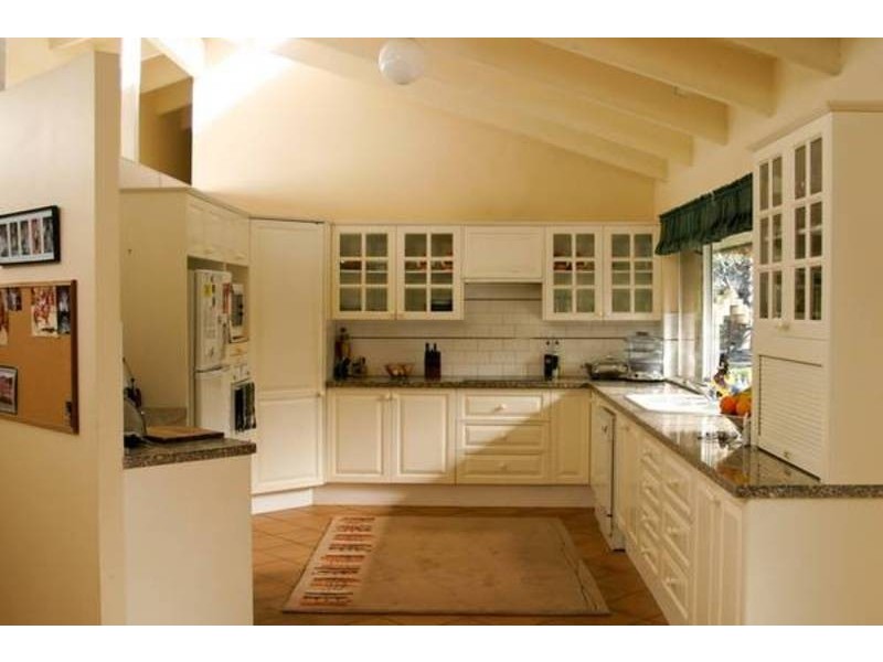 39 Worthing Road, Erina NSW 2250