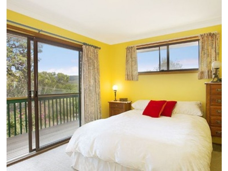 30 Bluewave Crescent, Forresters Beach NSW 2260