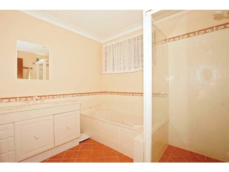 35 Barooga Road, Wamberal NSW 2260