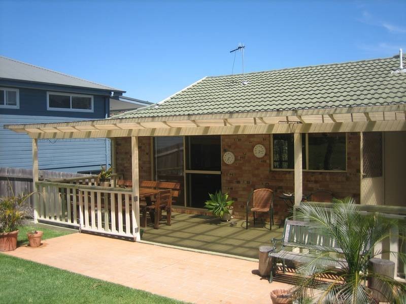 19 Bellevue Road, Forresters Beach NSW 2260