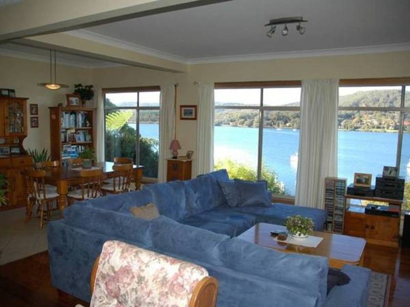 13 Wharf Street, East Gosford NSW 2250