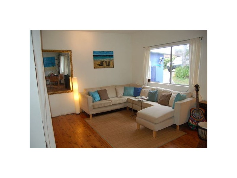 58 Promenade Avenue, Bateau Bay NSW 2261