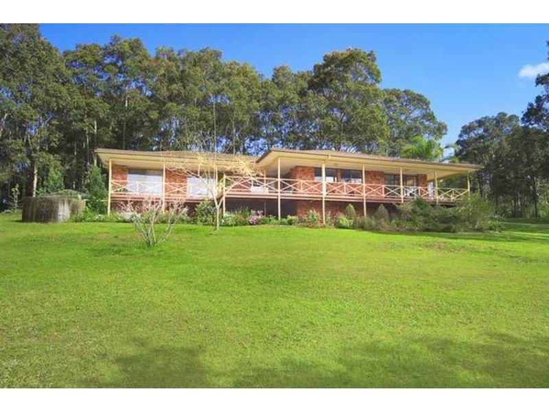 82 Tumbi Road, Wamberal NSW 2260