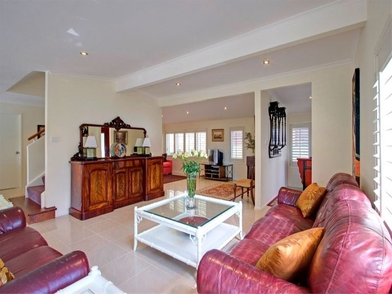 52 Hillcrest Street, Terrigal NSW 2260