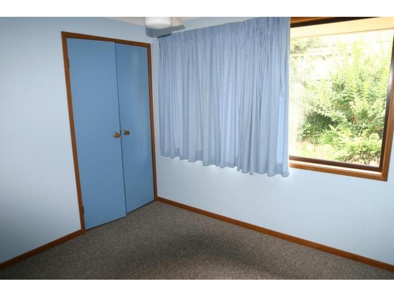 51 Noorong Avenue, Forresters Beach NSW 2260