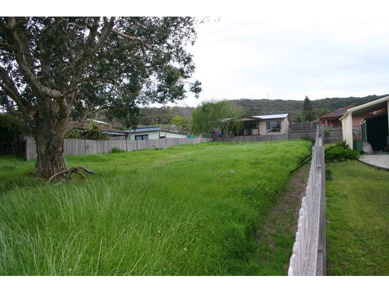 1010 The Entrance Road, Forresters Beach NSW 2260