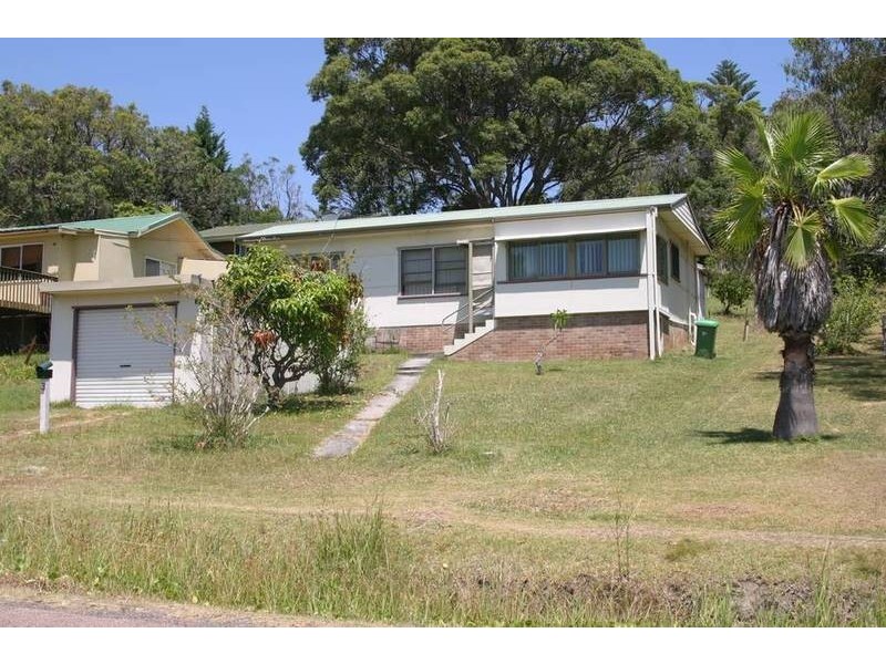 3 Lowanna Avenue, Forresters Beach NSW 2260