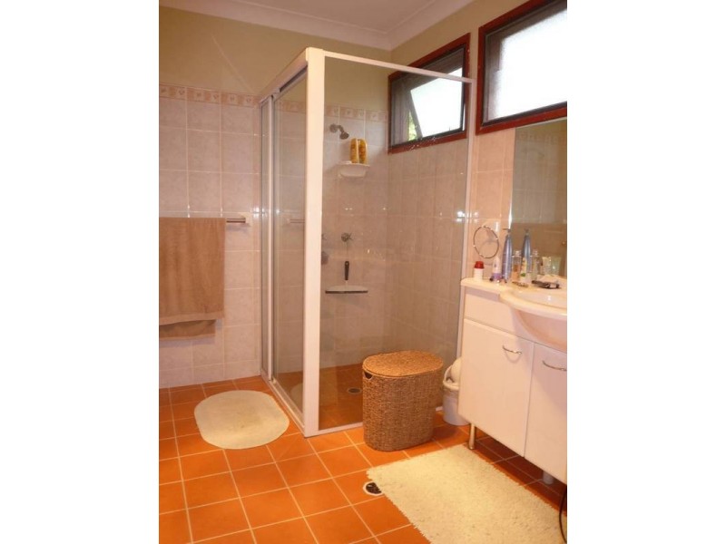 92 Old Gosford Road, Wamberal NSW 2260