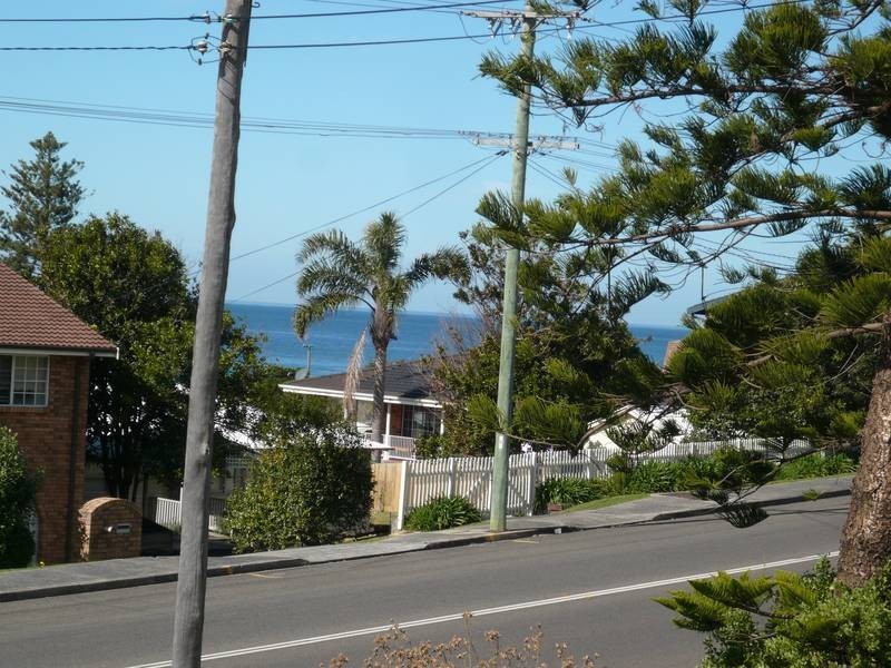 128 Ocean View Drive, Wamberal NSW 2260