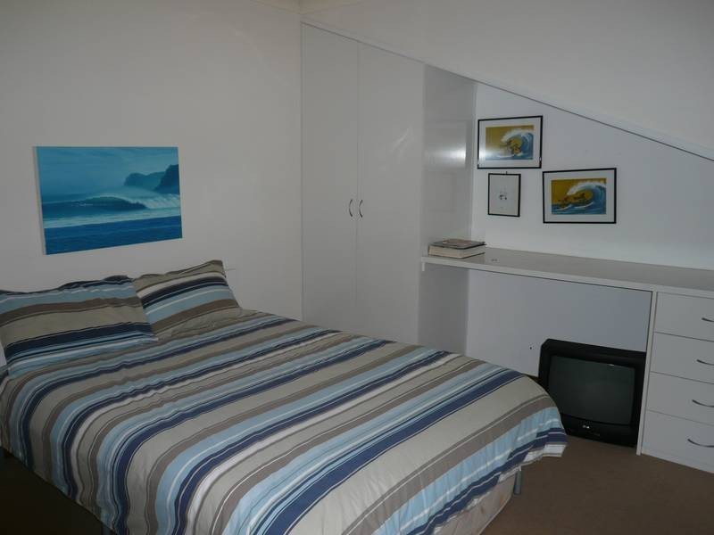 14 Bluewave Crescent, Forresters Beach NSW 2260