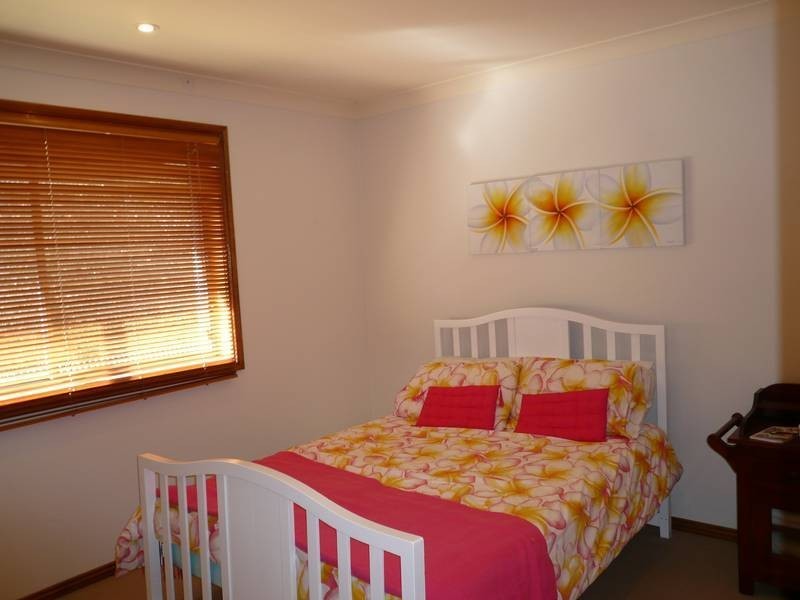 14 Bluewave Crescent, Forresters Beach NSW 2260