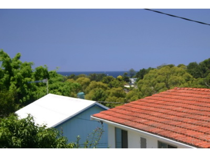 6 Seaview Avenue, Wamberal NSW 2260