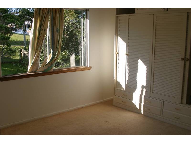 6 Seaview Avenue, Wamberal NSW 2260