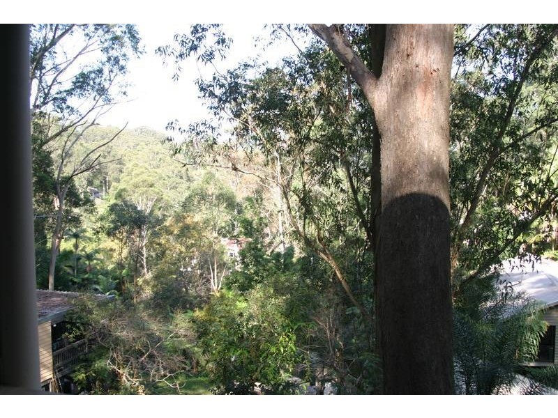 25 Harcourt Place, North Avoca NSW 2260