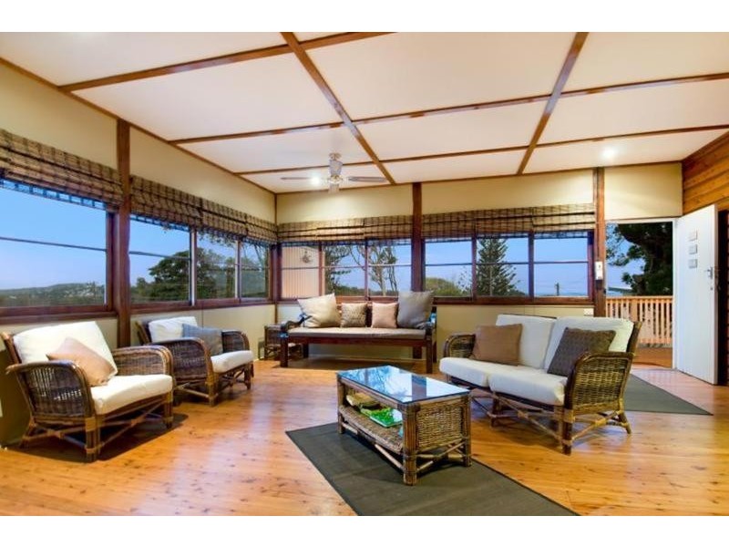132 Ocean View Drive, Wamberal NSW 2260