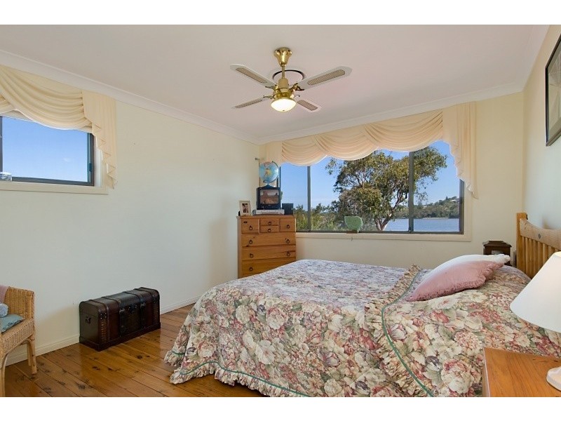 80 Blue Bell Drive, Wamberal NSW 2260