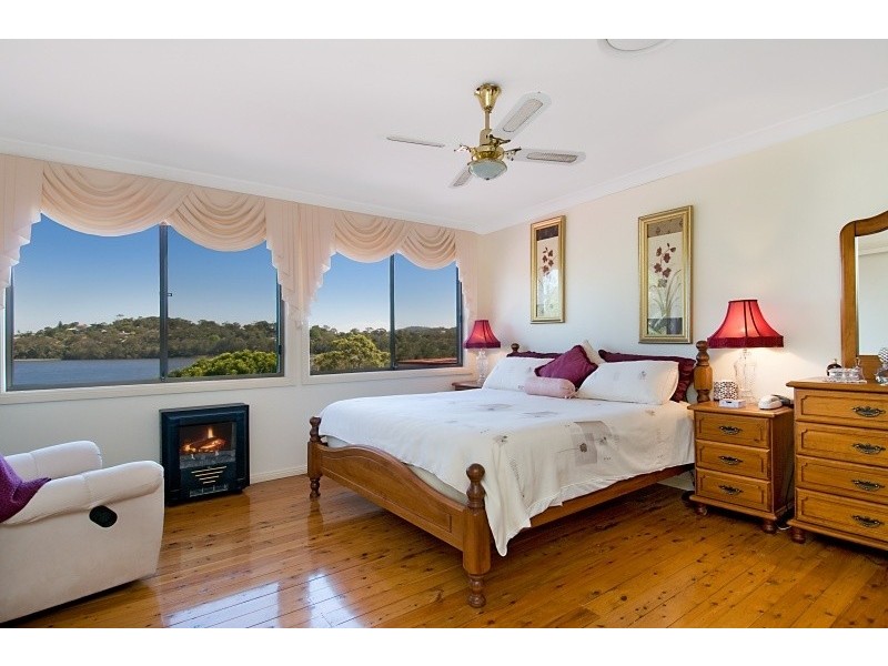 80 Blue Bell Drive, Wamberal NSW 2260