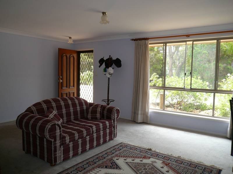 70a Bakali Road, Forresters Beach NSW 2260