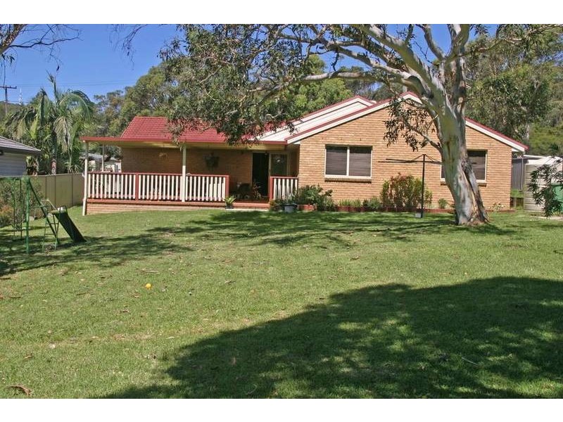 963 The Entrance Road, Forresters Beach NSW 2260