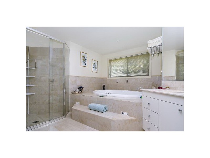 31 Lea Avenue, Wamberal NSW 2260