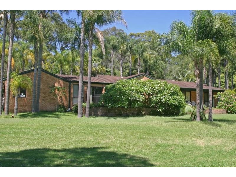 8 Lea Avenue, Wamberal NSW 2260