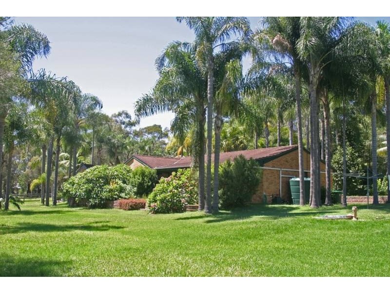 8 Lea Avenue, Wamberal NSW 2260