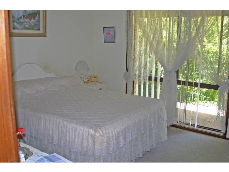 8 Lea Avenue, Wamberal NSW 2260
