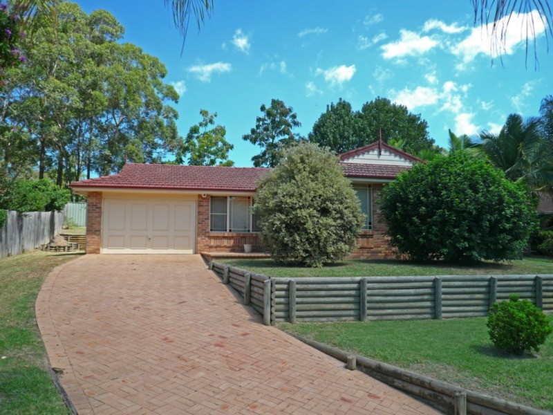 13 Willowglen Close, Green Point NSW 2251